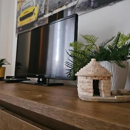 Gloria Apartment